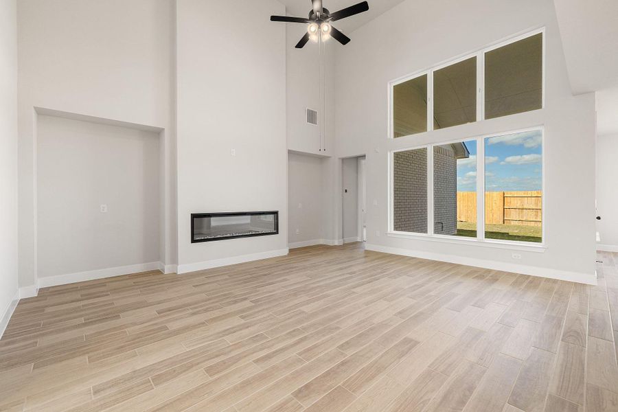 Spacious, unfurnished interior of a new home in Nolina, Georgetown (Image 26).