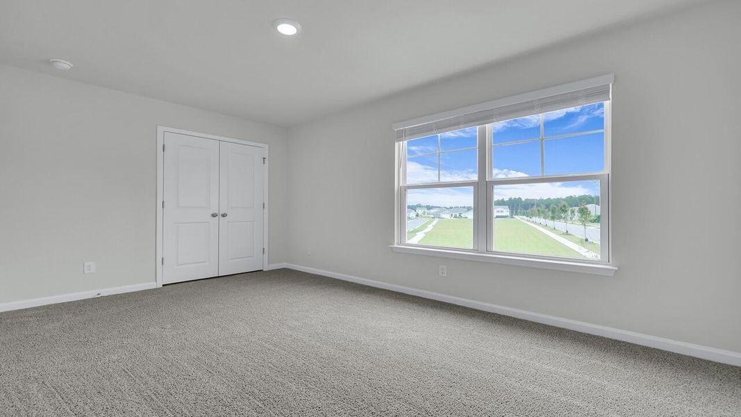 Spacious, unfurnished interior of a new home in Hillcrest, Ravenel (Image 29).