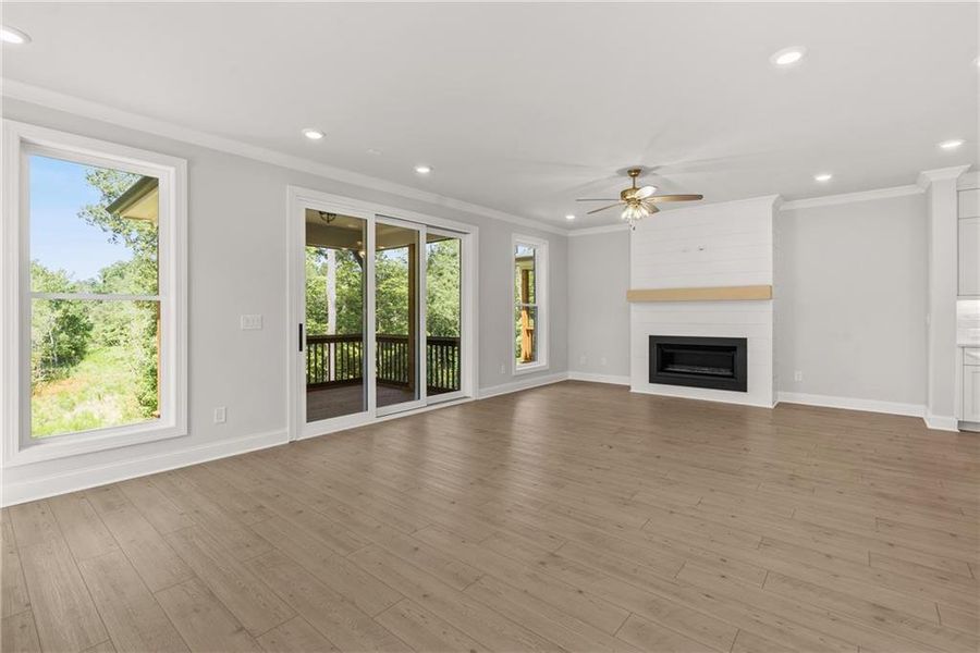 Spacious, unfurnished interior of a new home in Waterside Townhomes, Peachtree Corners (Image 25).