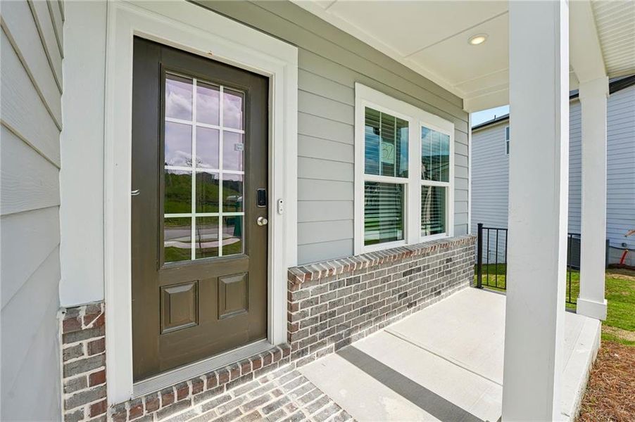 Exterior details and patio area of a home in Ivey Township, Dallas (Image 30).