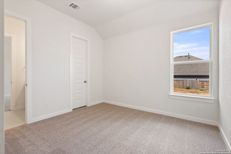 Spacious, unfurnished interior of a new home in Veramendi, New Braunfels (Image 12). Spacious, unfurnished interior of a new home in Veramendi, New Braunfels (Image 12).