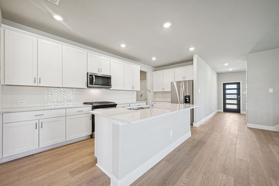 Photo is not of the actual home, but is an inspirational photo of builder’s model home and may depict options, furnishings, and/or decorator features that are not included.