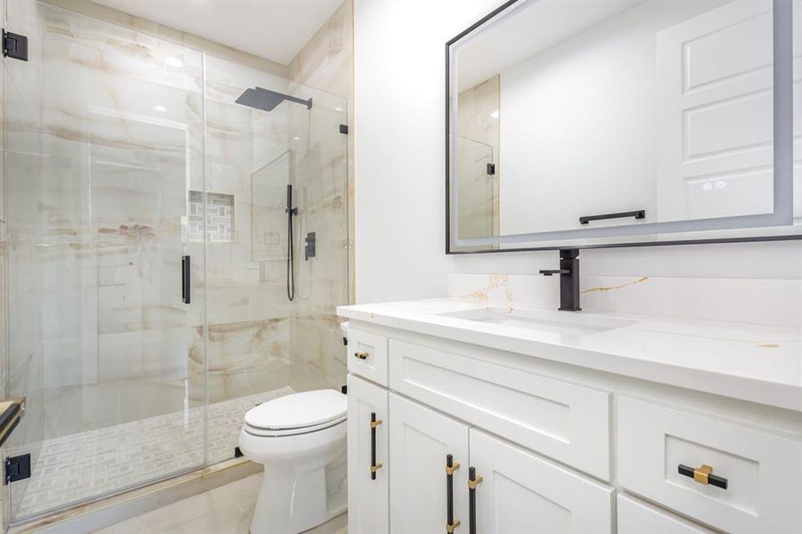 Furnished interior view inside a new home in , Colleyville (Image 3).