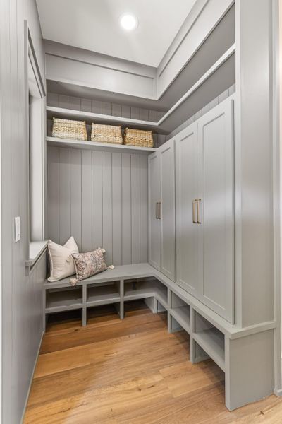 Furnished interior view inside a new home in , Charleston (Image 71).