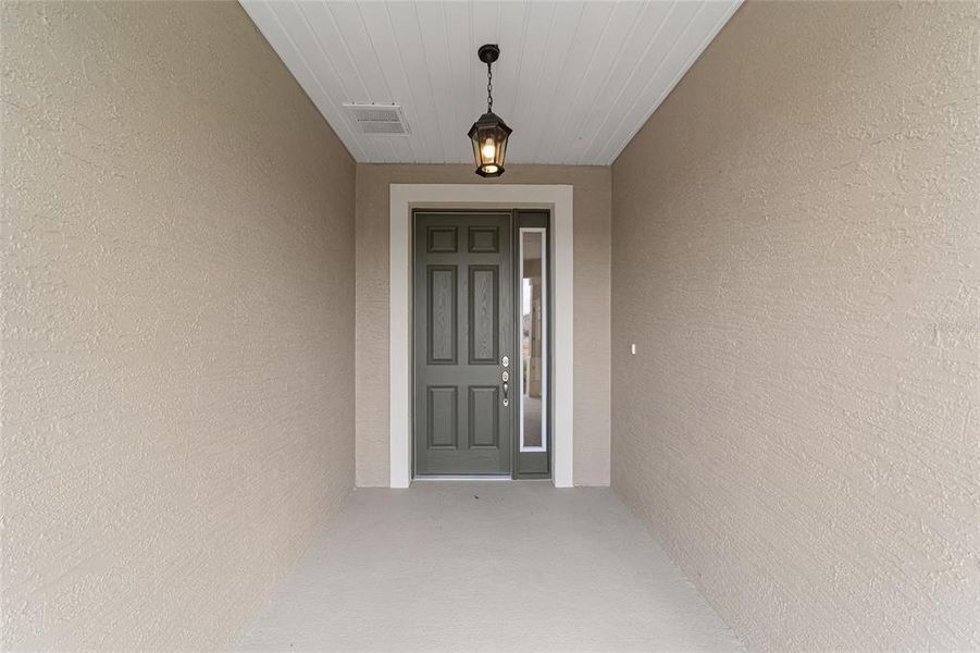 Exterior details and patio area of a home in , Ocala (Image 3). Exterior details and patio area of a home in , Ocala (Image 3).