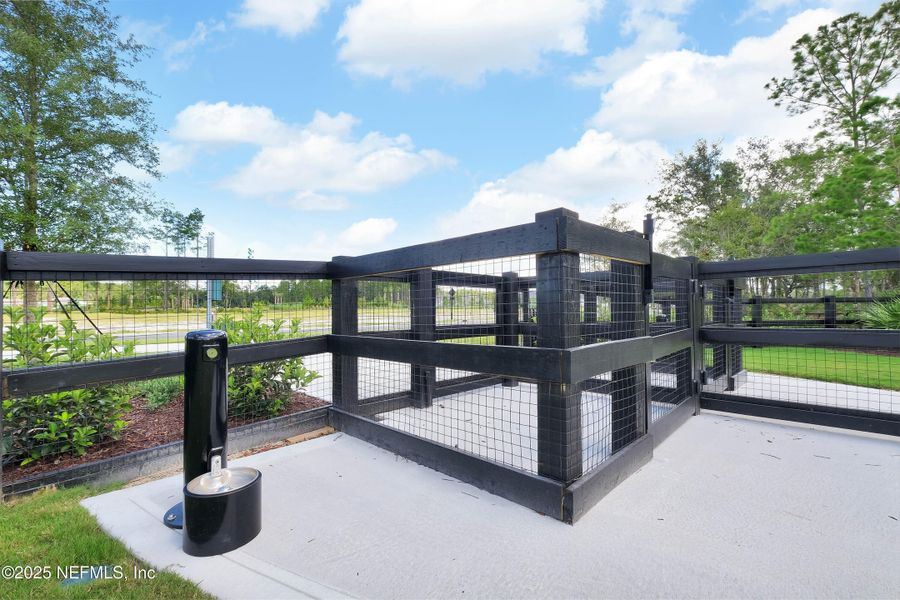 Community amenities in RiverTown, St. Johns (Image 13).