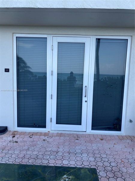 Exterior details and patio area of a home in , Hallandale Beach (Image 1).