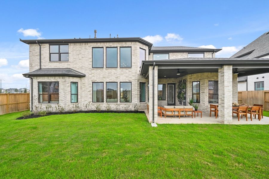 Exterior details and patio area of a home in Jubilee 45' 70', Hockley (Image 4).