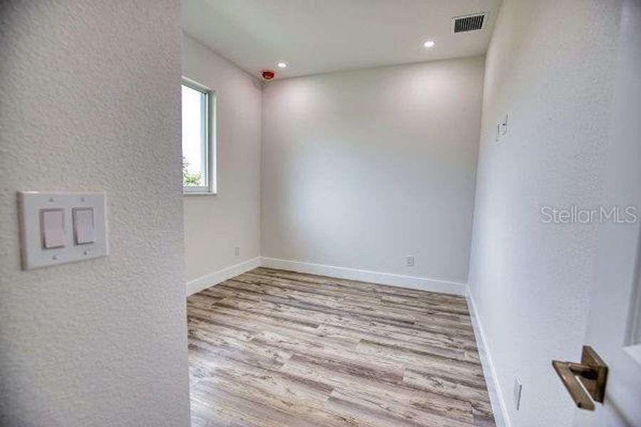 Spacious, unfurnished interior of a new home in , Punta Gorda (Image 22). Spacious, unfurnished interior of a new home in , Punta Gorda (Image 22).