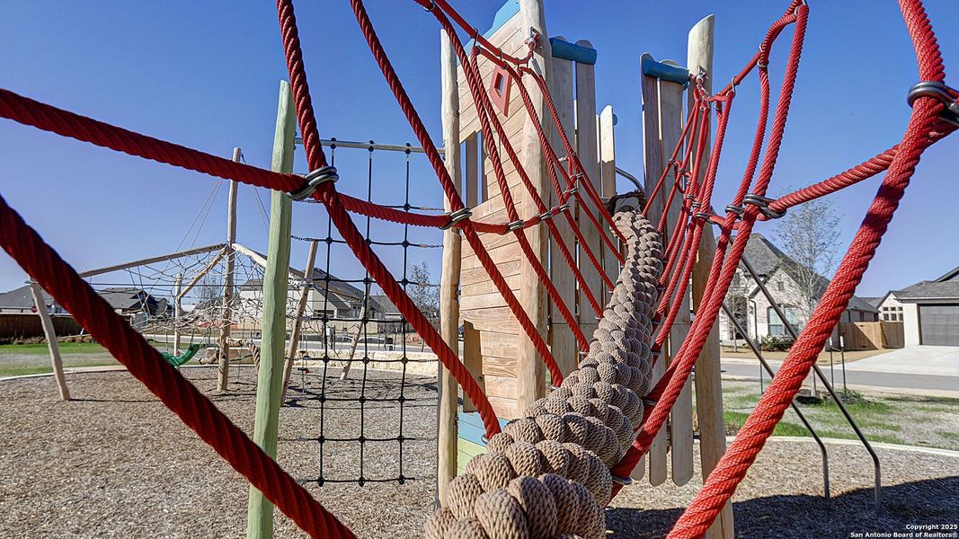 Community amenities in Alsatian Oaks, Castroville (Image 5).