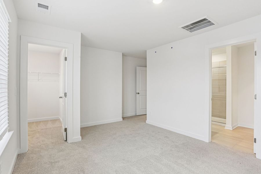 Spacious, unfurnished interior of a new home in Greystone - Highland Townhomes, Smyrna (Image 11).