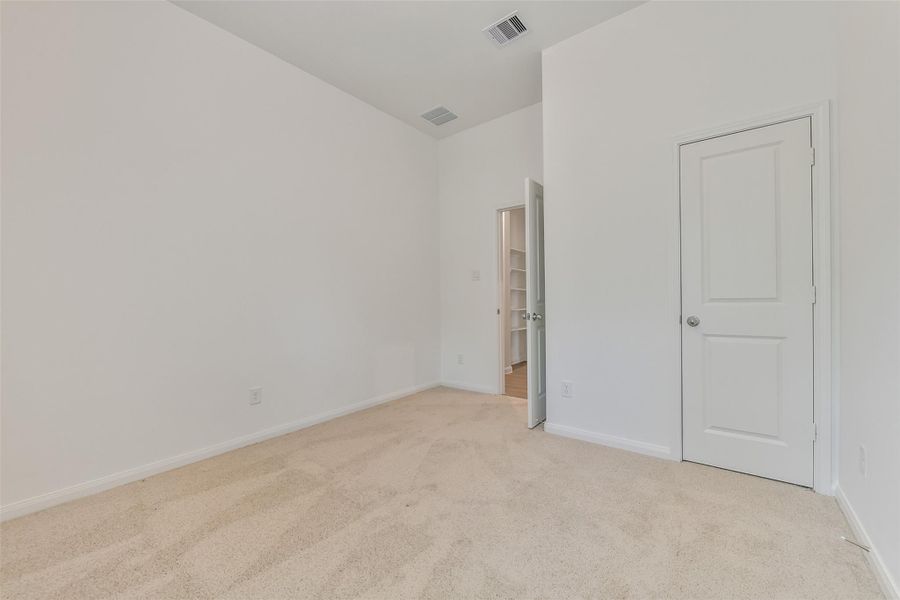 Spacious, unfurnished interior of a new home in King Oaks Village, Baytown (Image 22). Spacious, unfurnished interior of a new home in King Oaks Village, Baytown (Image 22).