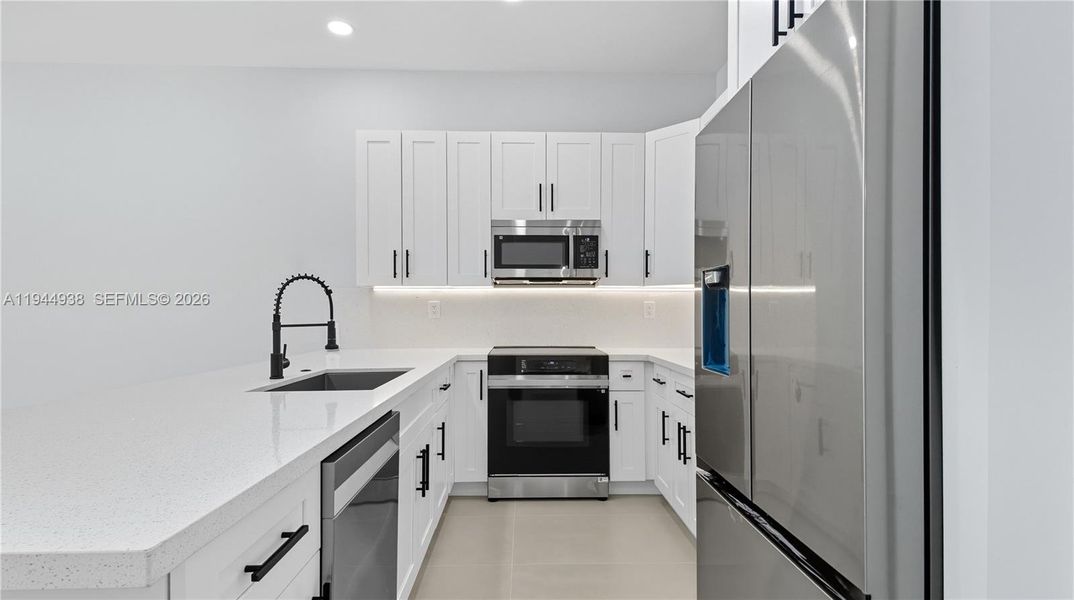 Furnished interior view inside a new home in , Fort Lauderdale (Image 7).