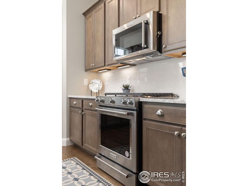 Furnished interior view inside a new home in , Erie (Image 5).