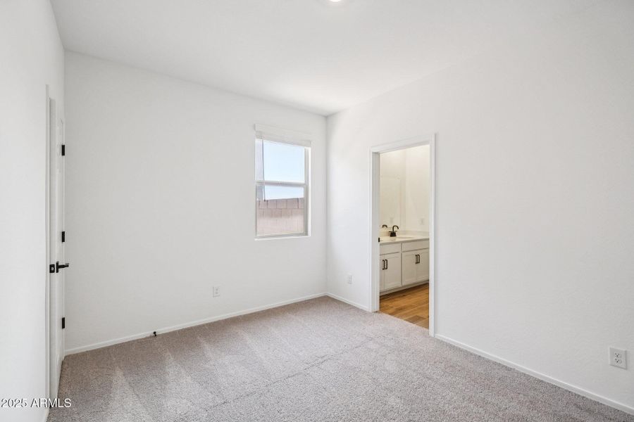 16-web-or-mls-W Cansados Rd-S2408-016