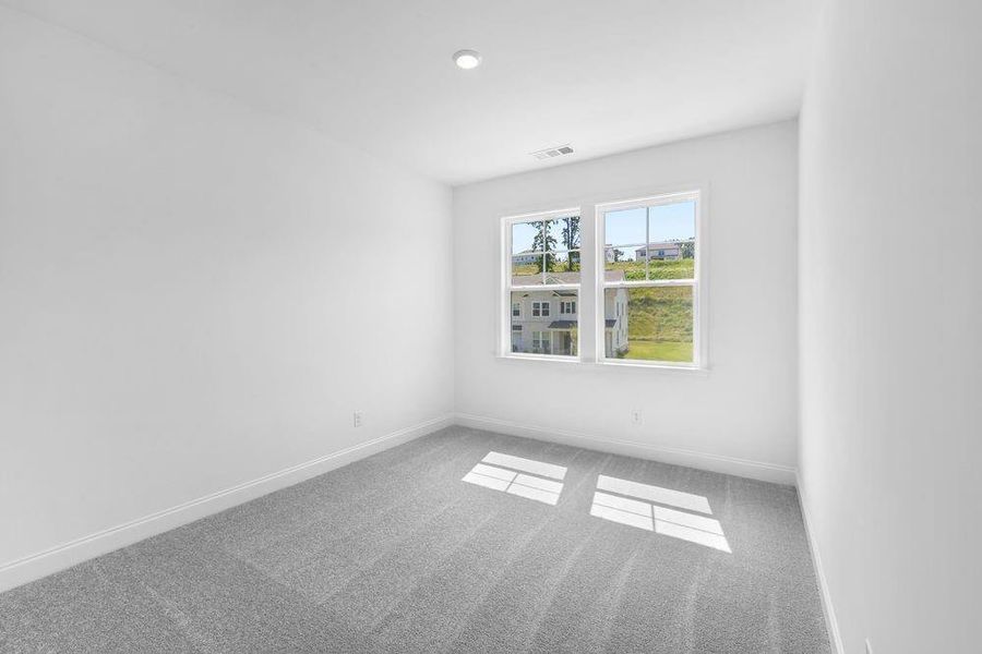 Spacious, unfurnished interior of a new home in Stratford Hills, Ball Ground (Image 18).