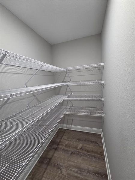 Spacious, unfurnished interior of a new home in , Lake Wales (Image 18).