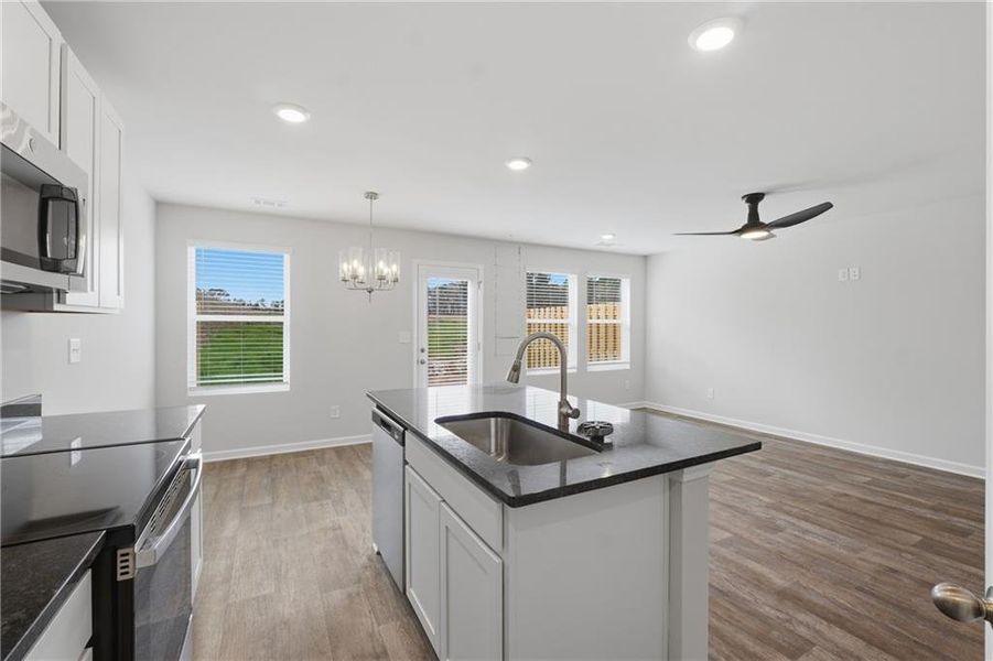 Furnished interior view inside a new home in Moss Creek, Hogansville (Image 10).