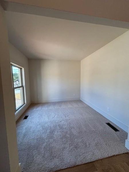 Spacious, unfurnished interior of a new home in Le Jardin, Fairburn (Image 12).