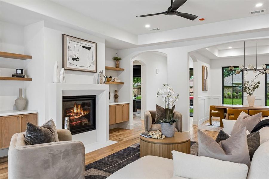 Furnished interior view inside a new home in , Dallas (Image 34).