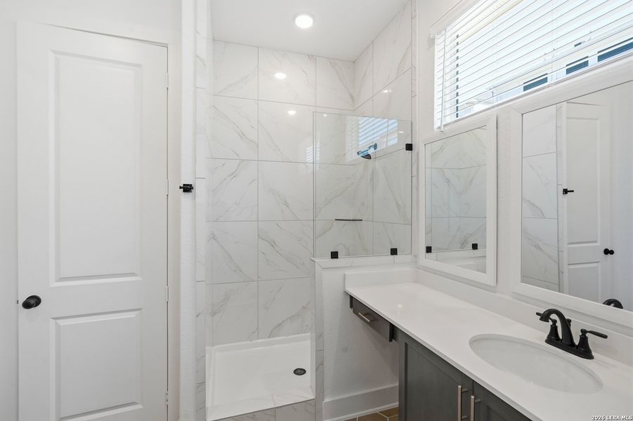 Furnished interior view inside a new home in Rose Hill, San Antonio (Image 9).