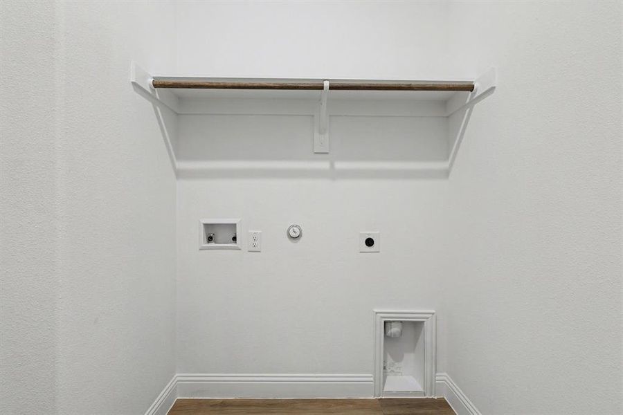 Spacious, unfurnished interior of a new home in , Sanger (Image 23). Spacious, unfurnished interior of a new home in , Sanger (Image 23).