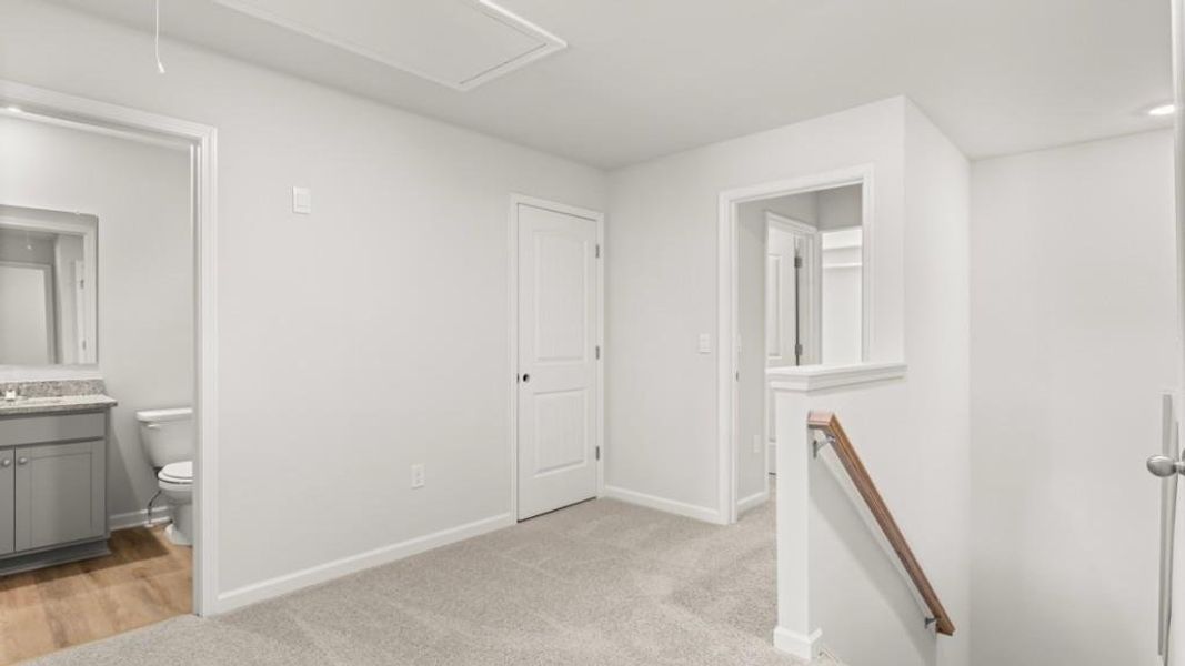 Spacious, unfurnished interior of a new home in Village at Pine Valley, Gainesville (Image 26).