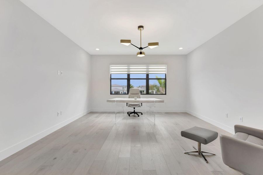 Spacious, unfurnished interior of a new home in , Boca Raton (Image 24). Spacious, unfurnished interior of a new home in , Boca Raton (Image 24).