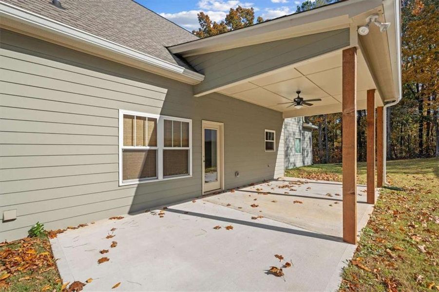 Exterior details and patio area of a home in , Villa Rica (Image 26).
