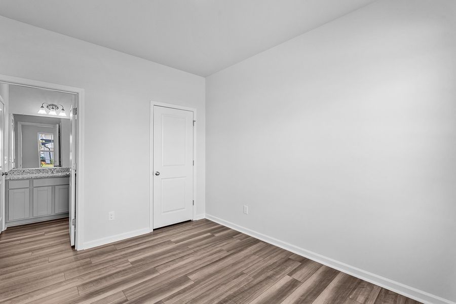 Spacious, unfurnished interior of a new home in Bell West, Kernersville (Image 22).