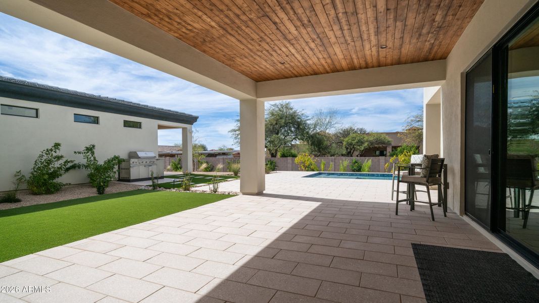 31388 Daylight Exterior Photos-7 31388 Daylight Exterior Photos-7