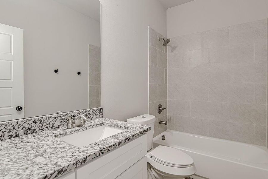 Furnished interior view inside a new home in , Fort Worth (Image 8).