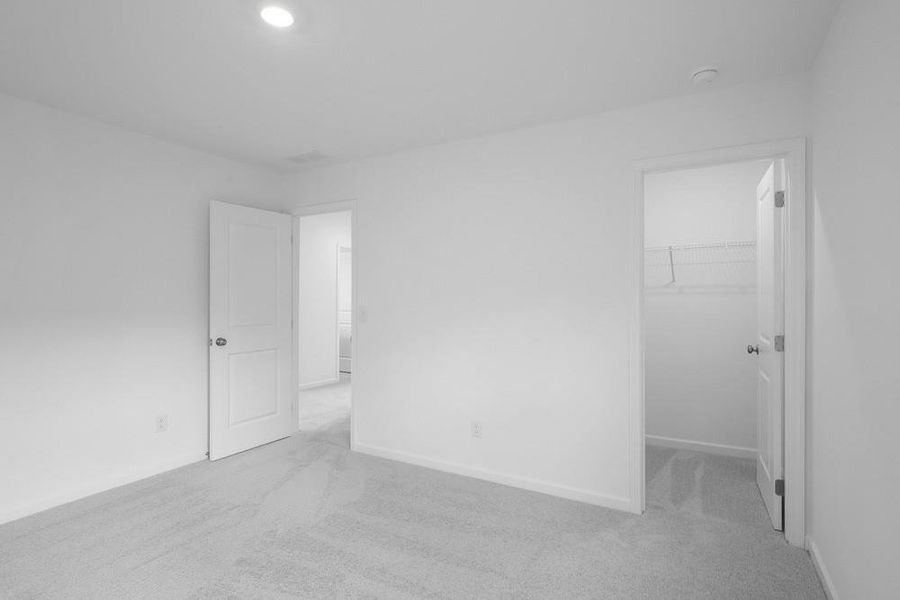 Image 35 of a home in Heritage River.