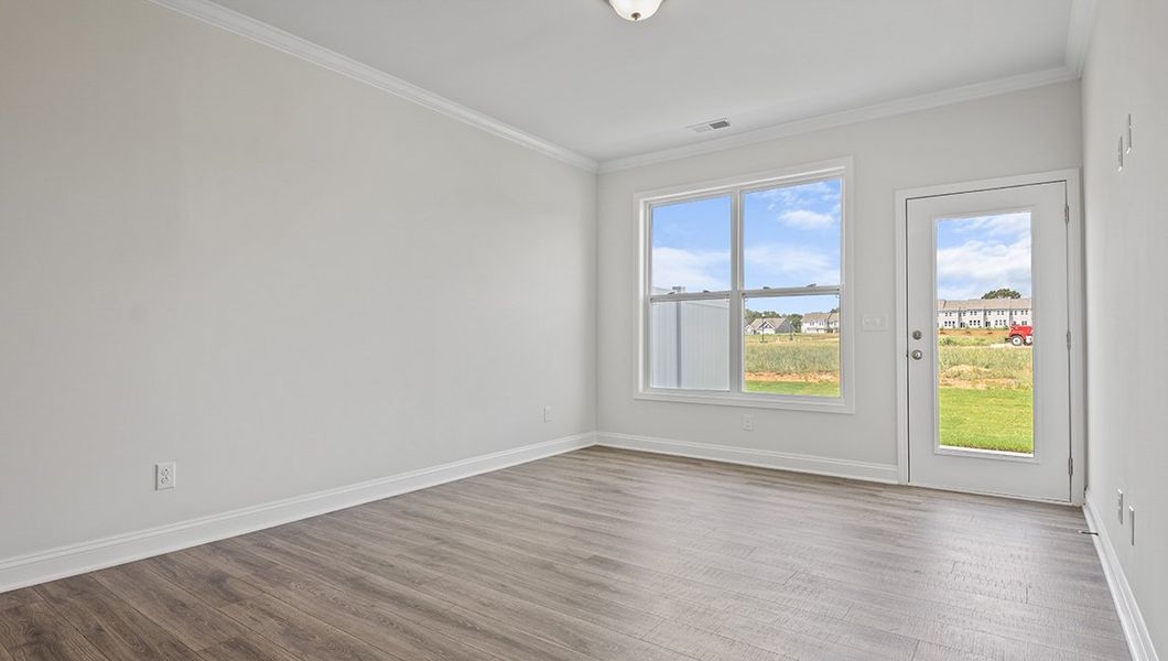 Spacious, unfurnished interior of a new home in Pleasant Grove, Weaverville (Image 9).