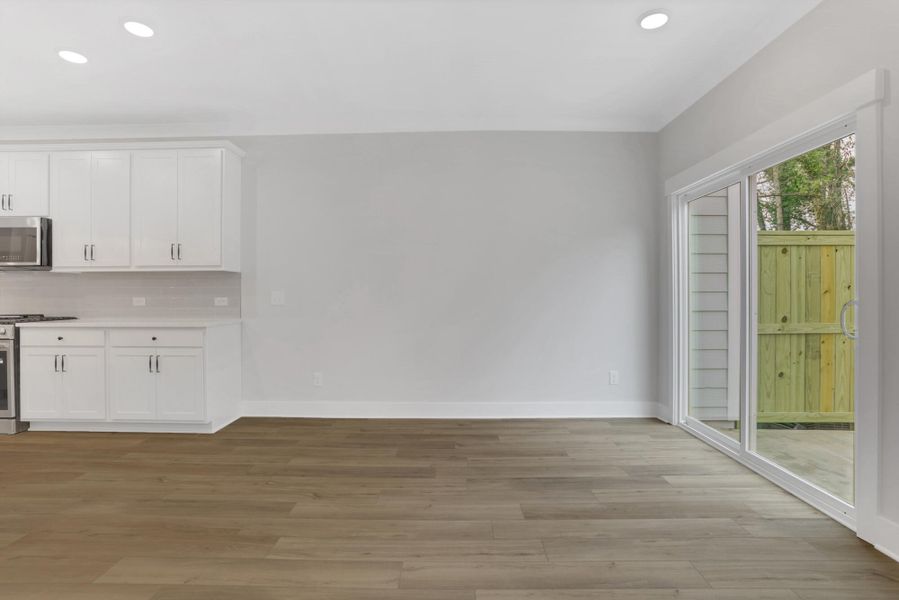 Spacious, unfurnished interior of a new home in Villas at Dawsonville Townhomes, Dawsonville (Image 28).