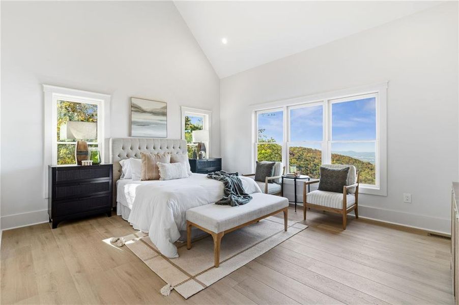 Furnished interior view inside a new home in , Jasper (Image 18).