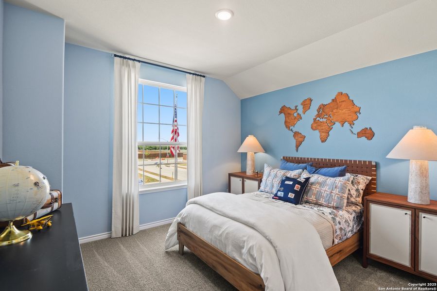 Furnished interior view inside a new home in Cinco Lakes, San Antonio (Image 12).