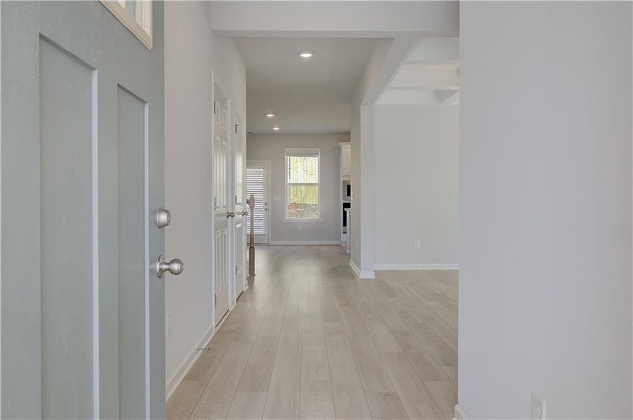 Spacious, unfurnished interior of a new home in Bowers Farm, McDonough (Image 22).
