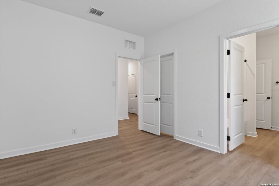 Spacious, unfurnished interior of a new home in The Wilder, Adkins (Image 20).