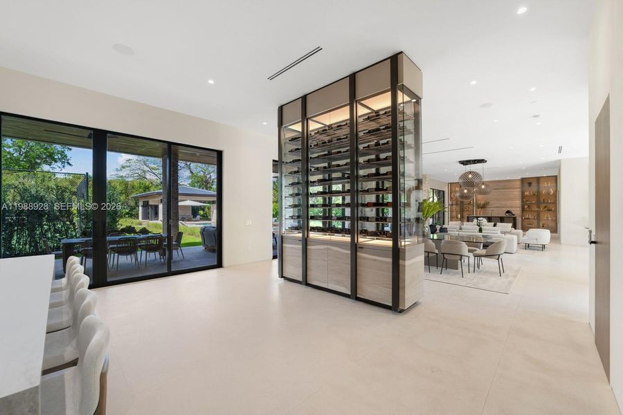 Community amenities in , Miami (Image 71).