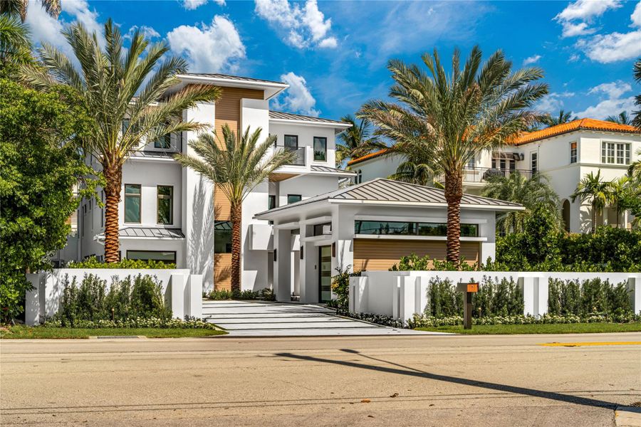 Furnished interior view inside a new home in , Ocean Ridge (Image 63).