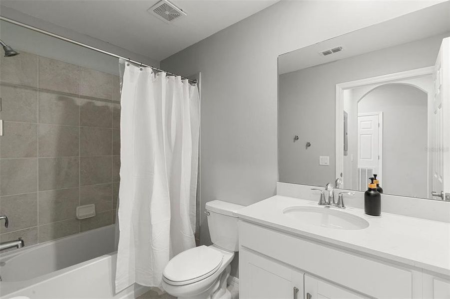 Furnished interior view inside a new home in , Punta Gorda (Image 10).