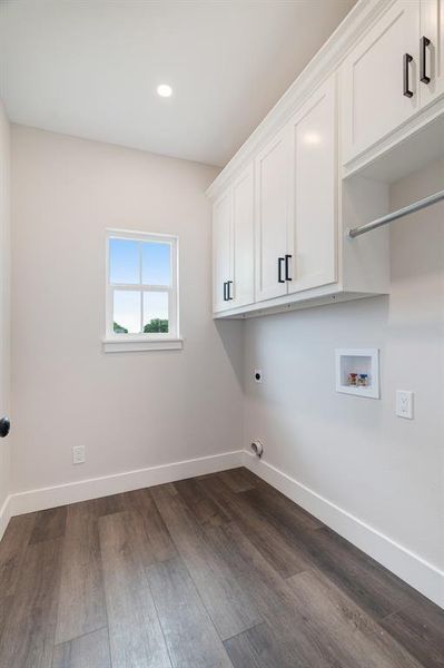 Spacious, unfurnished interior of a new home in , Paris (Image 15). Spacious, unfurnished interior of a new home in , Paris (Image 15).