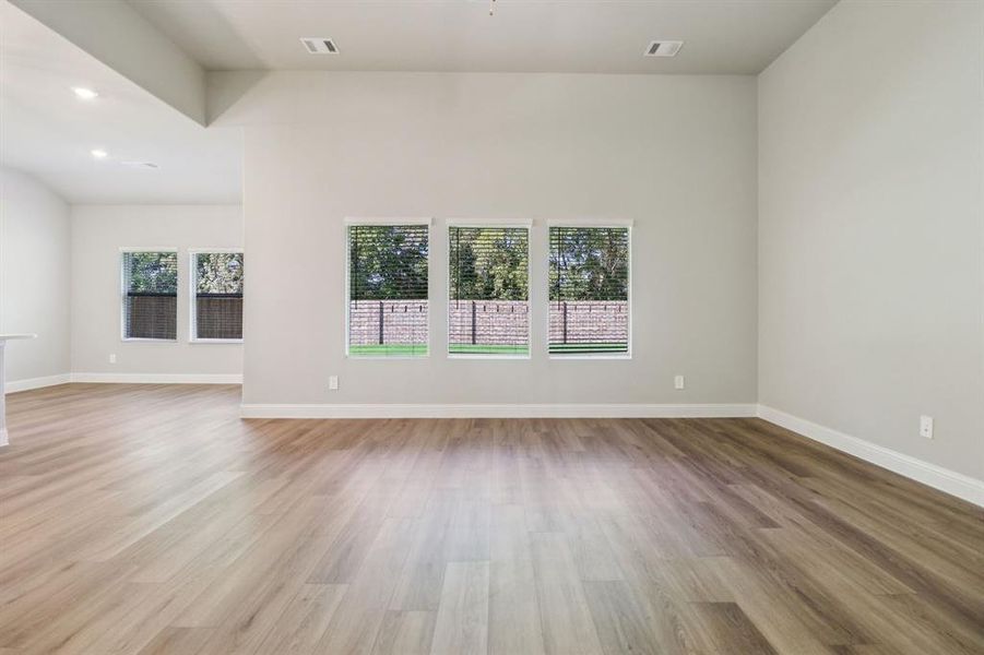 Spacious, unfurnished interior of a new home in Windmore, Princeton (Image 36). Spacious, unfurnished interior of a new home in Windmore, Princeton (Image 36).