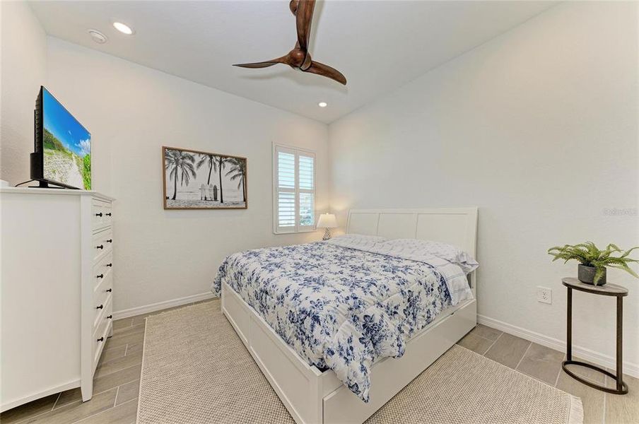 Furnished interior view inside a new home in , Venice (Image 31).