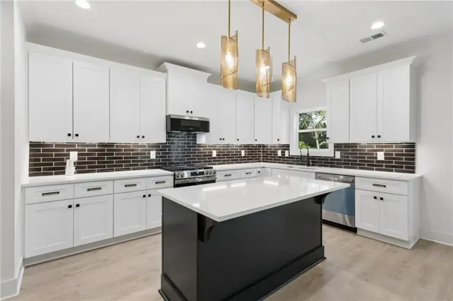 Furnished interior view inside a new home in , Atlanta (Image 9).