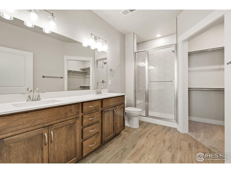 Furnished interior view inside a new home in The Lakes at Centerra - North Shore Flats, Loveland (Image 7).