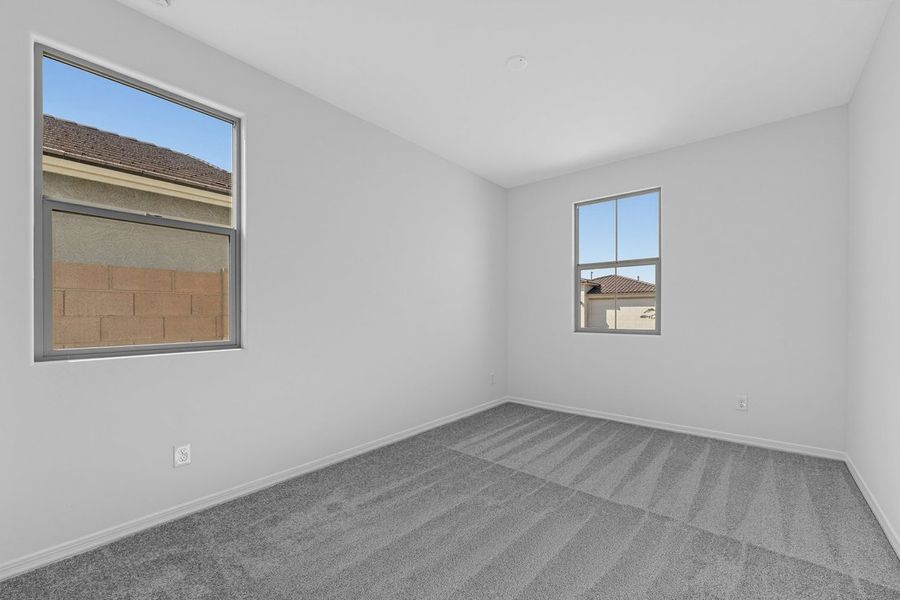 Spacious, unfurnished interior of a new home in Combs Ranch, San Tan Valley (Image 17).