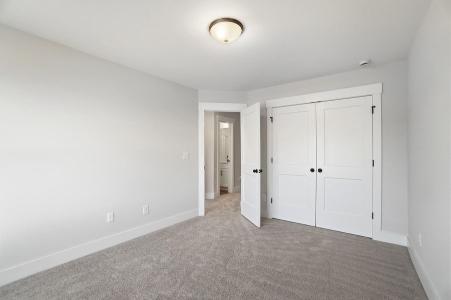 Spacious, unfurnished interior of a new home in Blythe Mill Townhomes, Waxhaw (Image 27). Spacious, unfurnished interior of a new home in Blythe Mill Townhomes, Waxhaw (Image 27).