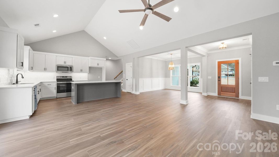 Image 27 of a home in .